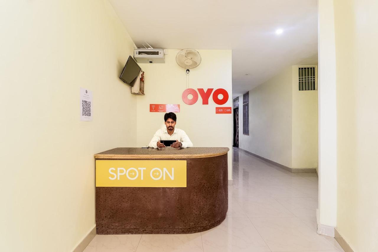 Banthra Sikandarpur Spot On 63000 Hotel S.S. Plaza מראה חיצוני תמונה